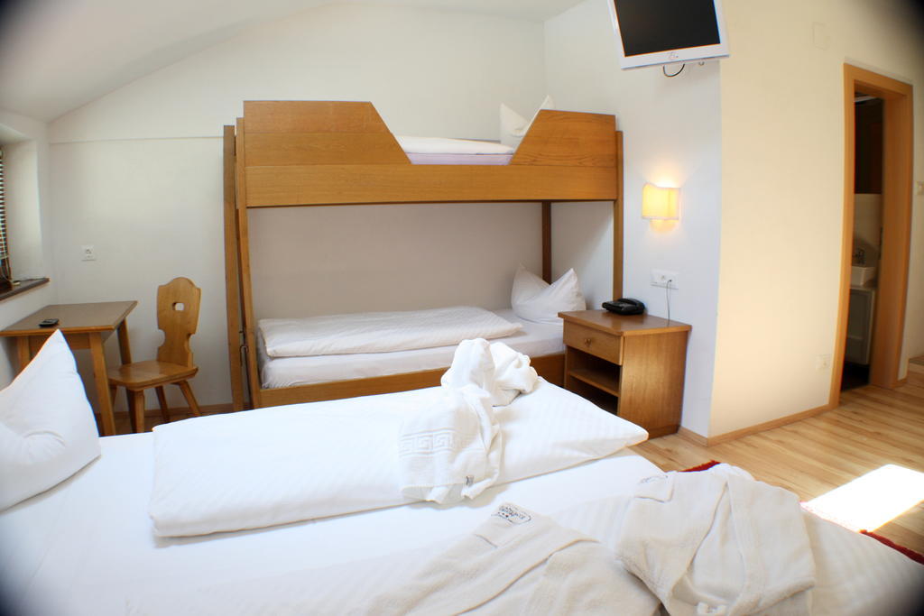 Hotel Etschquelle Resia Room photo